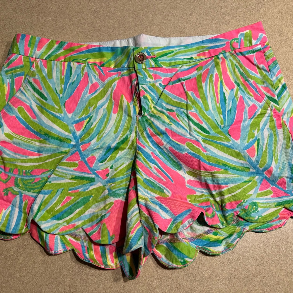 Lilly Pulitzer - The Buttercup Short Size 12- 5" inseam
